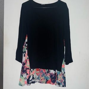 HEIMISH USA BLACK AND FLORAL TOP